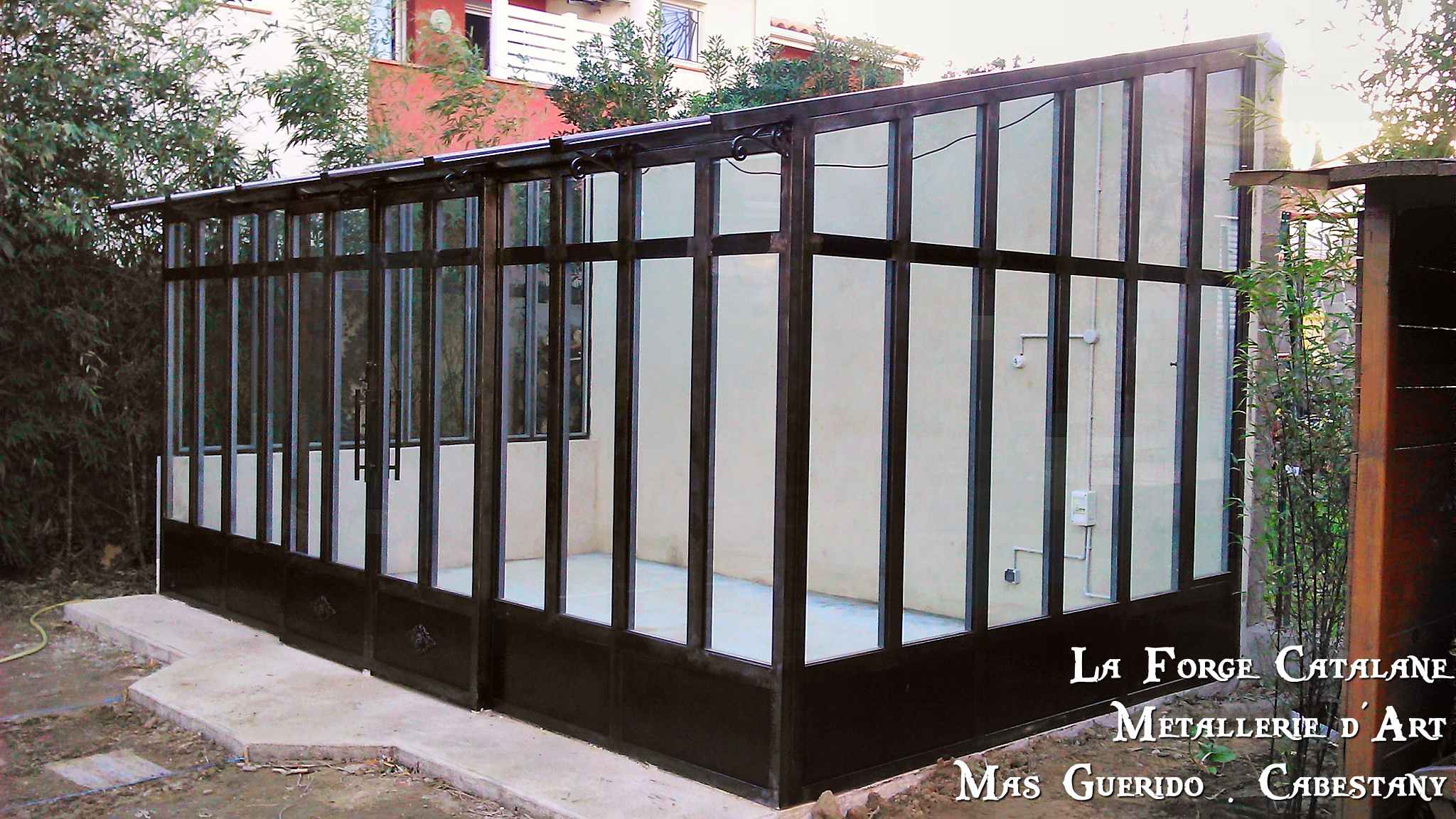 verriere ancien atelier local artiste elne 5 Forge Catalane.jpg